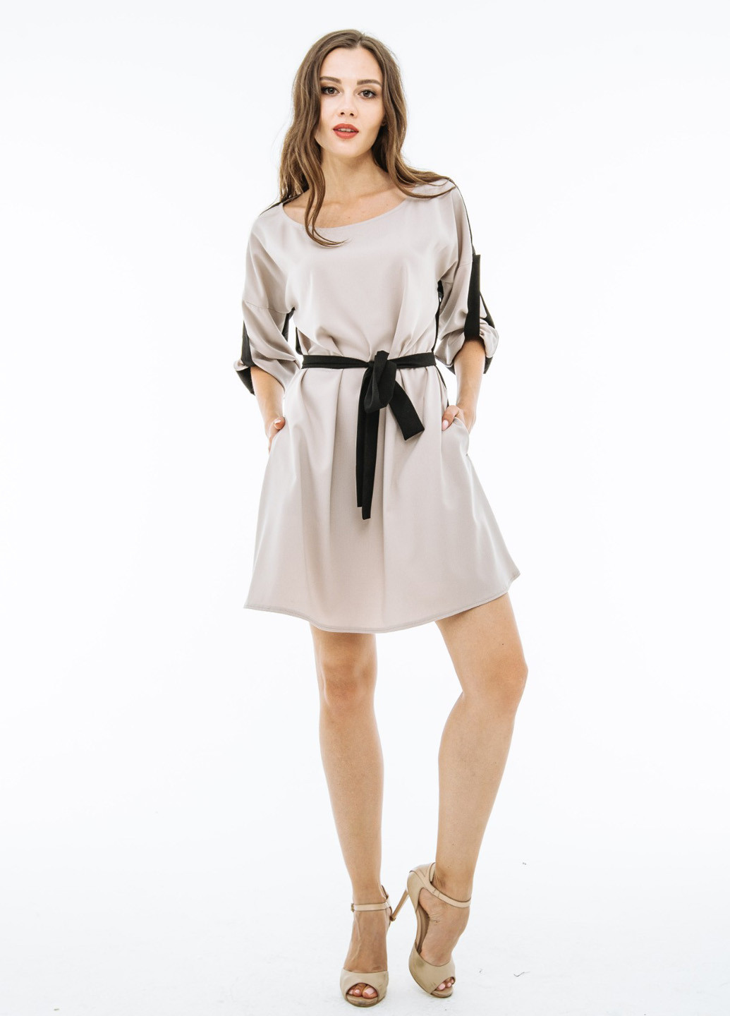 Светло-бежевое кэжуал платье Nadi Renardi однотонное