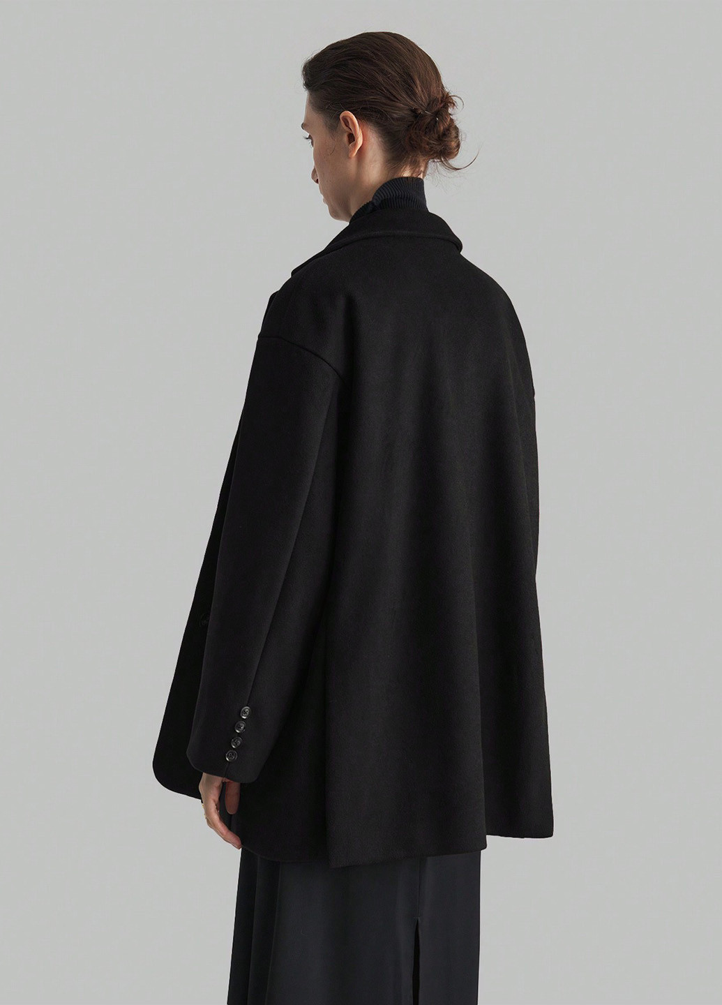 Чорне зимнє Пальто SHEIN