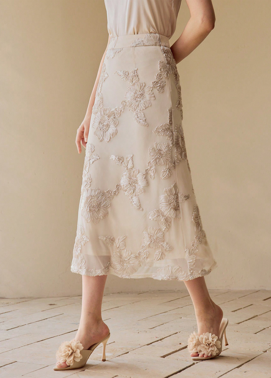 Бежевая кэжуал однотонная юбка SHEIN а-силуэта (трапеция)