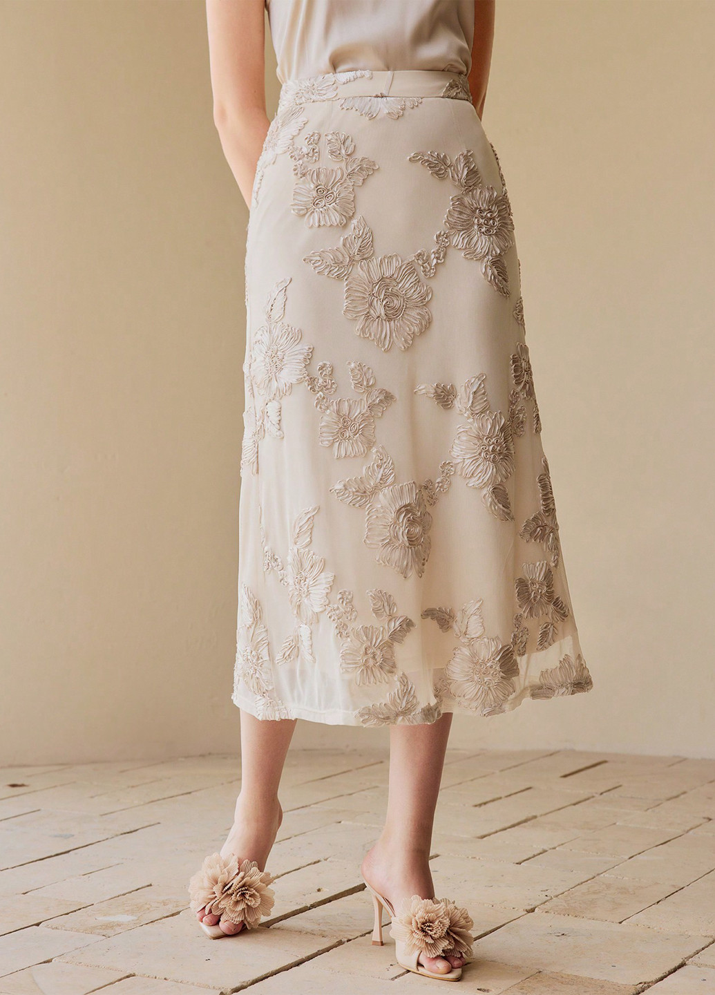 Бежевая кэжуал однотонная юбка SHEIN а-силуэта (трапеция)