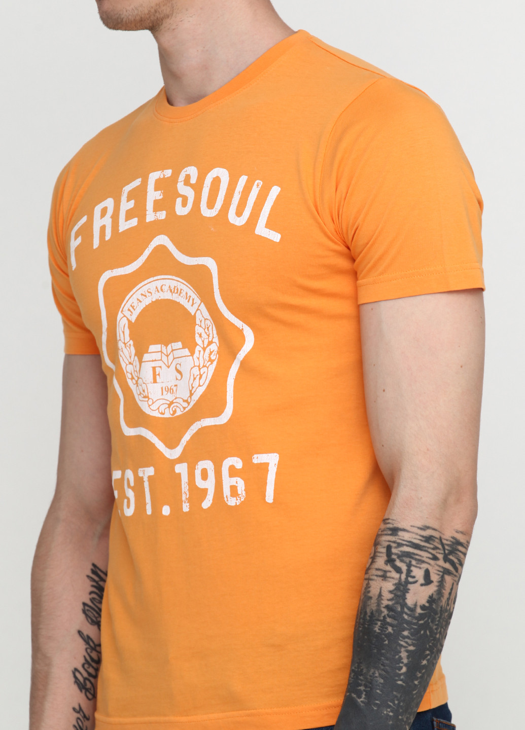 Оранжевая футболка Freesoul