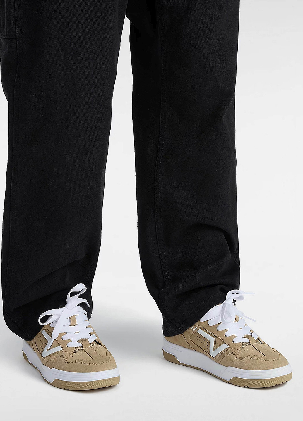 Бежеві всесезонні кросівки Vans UPLAND