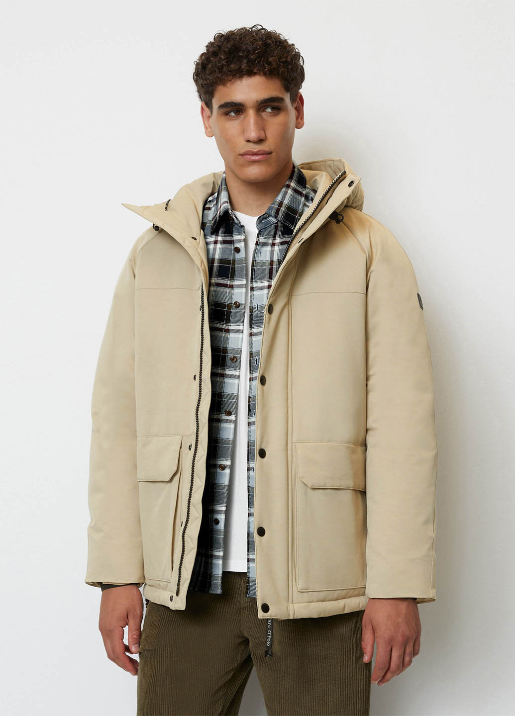 Светло-бежевая зимняя куртка Marc O'Polo