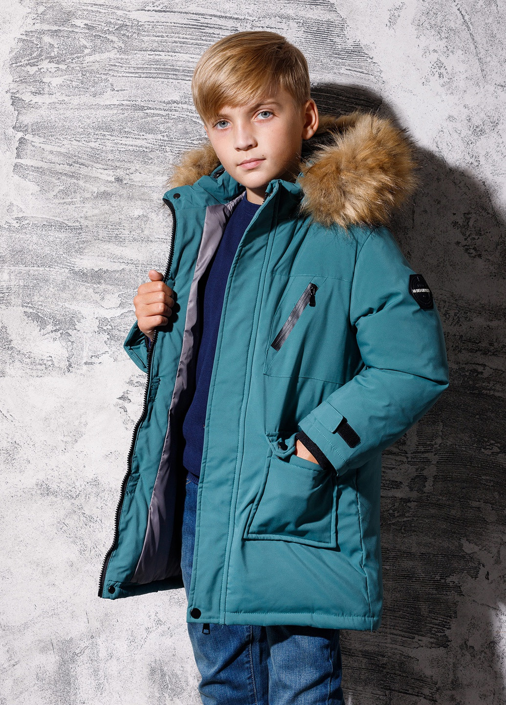 Бирюзовая зимняя пуховая зимняя куртка для мальчика DobraMAMA