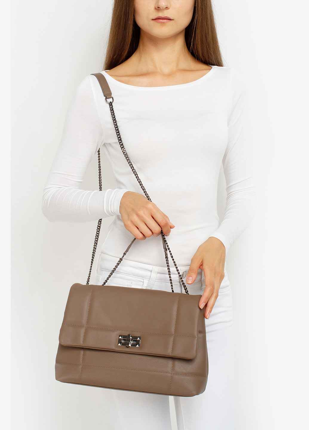 Сумка жіноча на ланцюжках крос-боді середня Сrossbody Nappa Regina Notte (249624434)