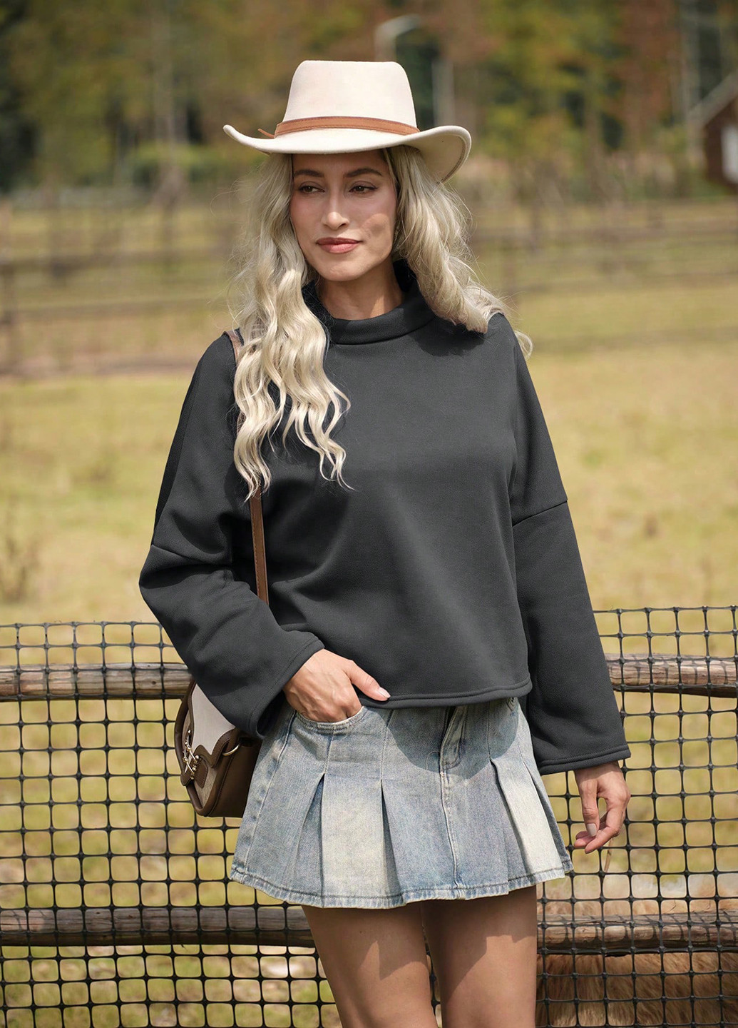 Темно-серый свитшот SHEIN однотонный без декора (334102162)