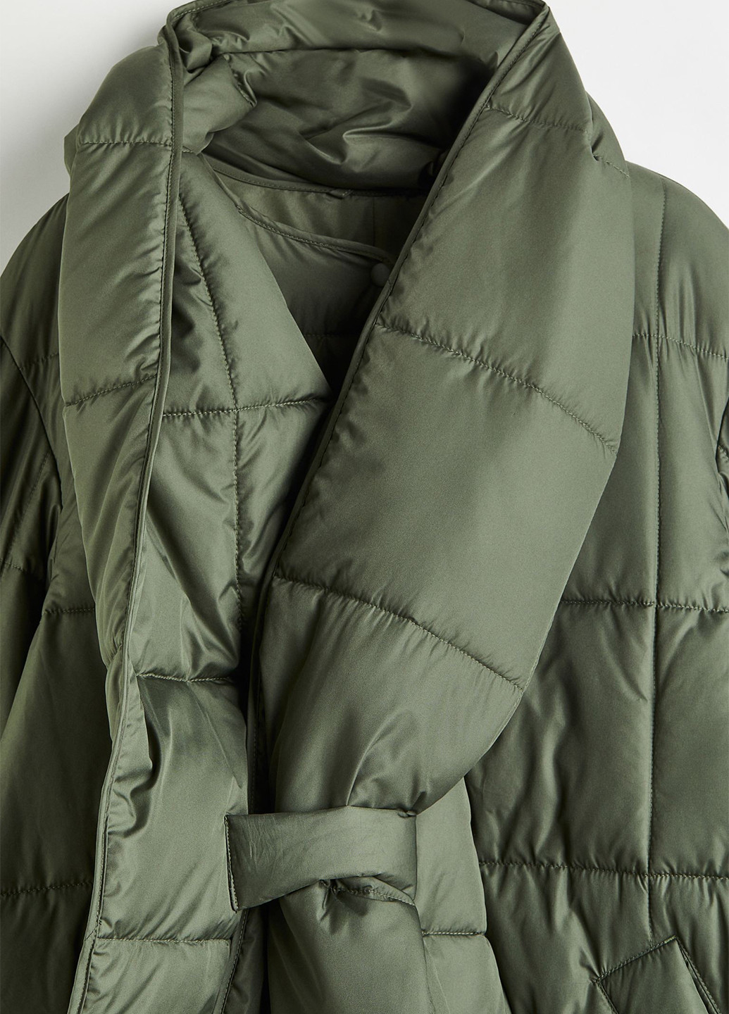 Оливковая (хаки) демисезонная куртка удленьонная свободного кроя H&M
