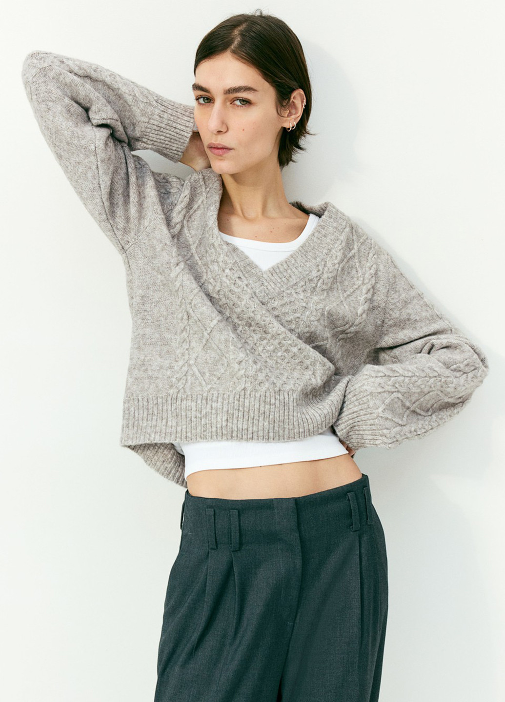 Светло-серый демисезонный пуловер пуловер H&M