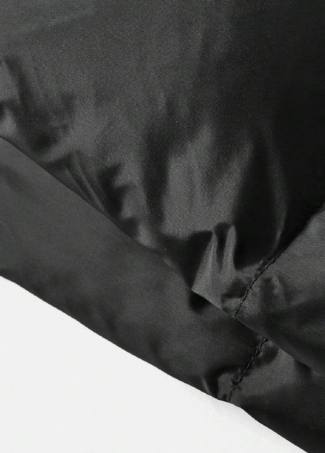 Чорна демісезонна куртка SHEIN