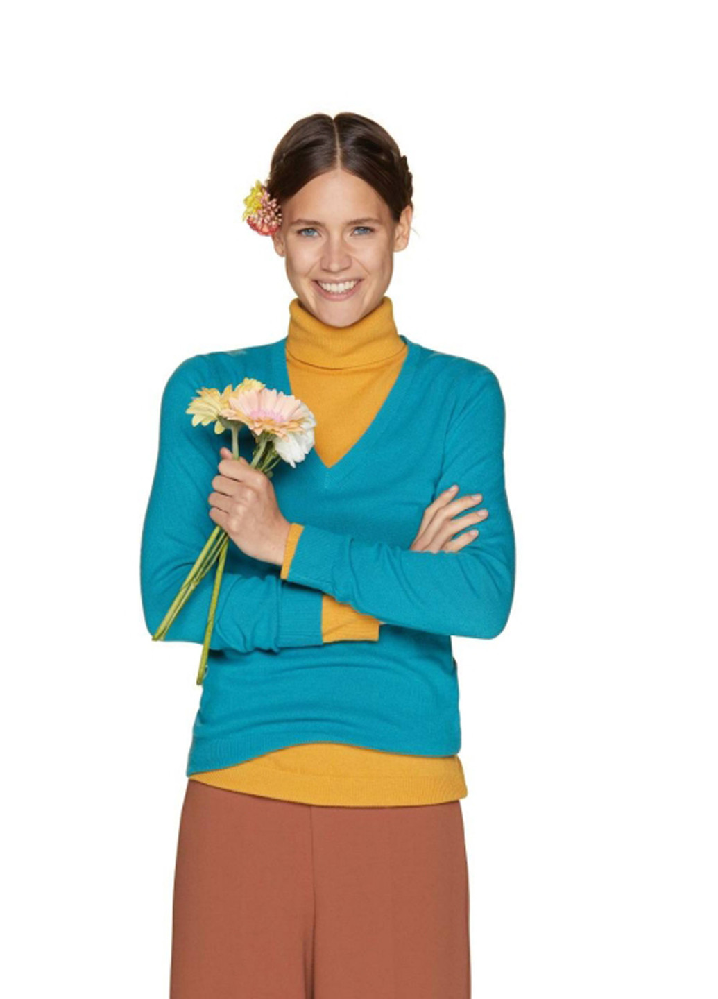 Пуловер United Colors of Benetton однотонная голубая кэжуал
