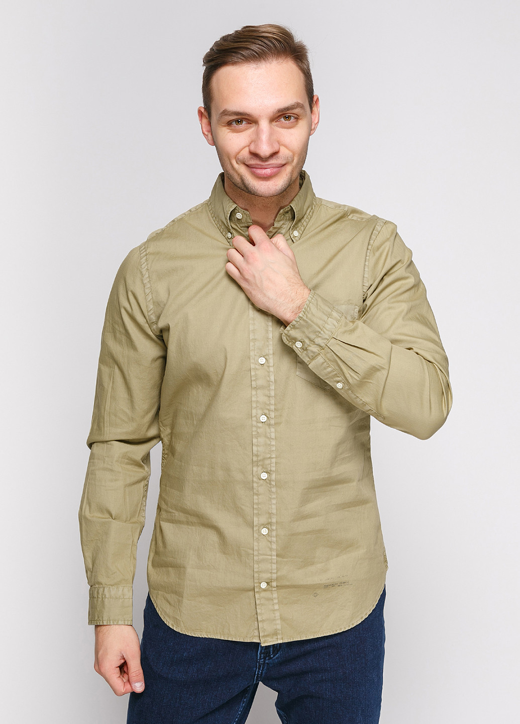 Оливковковая (хаки) кэжуал рубашка однотонная Gant с длинным рукавом