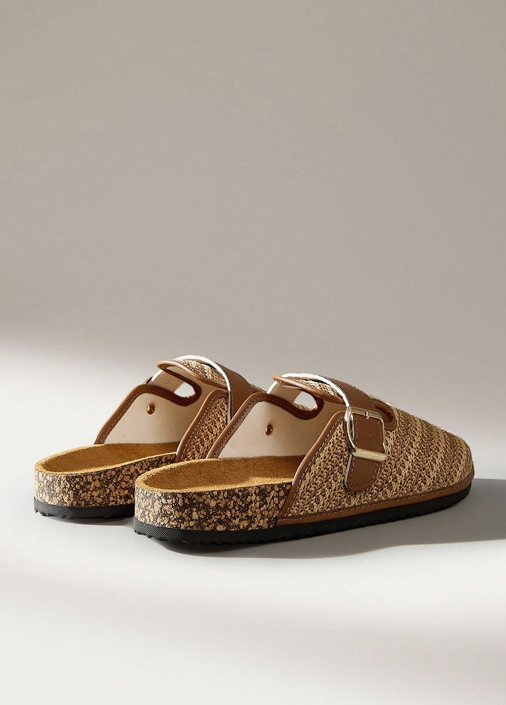 Коричневые туфли SHEIN без каблука