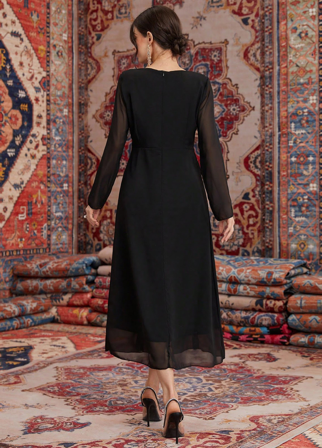 Черное вечернее платье клеш SHEIN однотонное