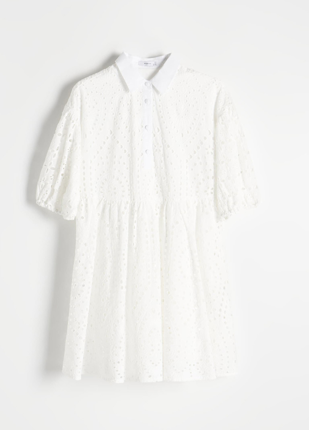 Белое кэжуал платье рубашка Reserved однотонное
