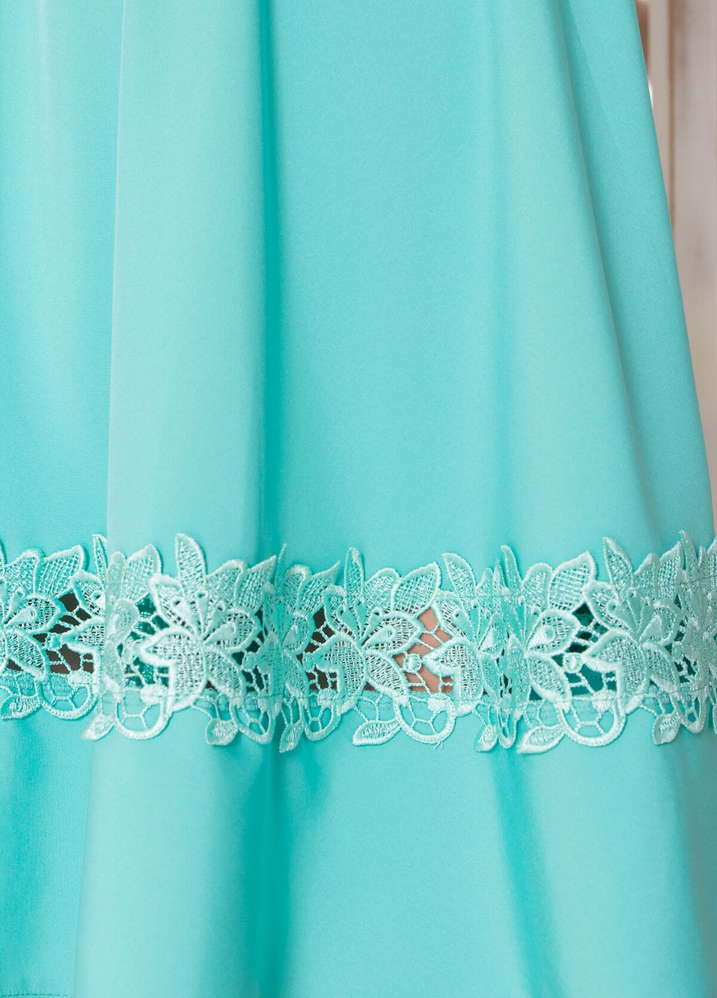 Светло-голубое вечернее платье Arizzo однотонное