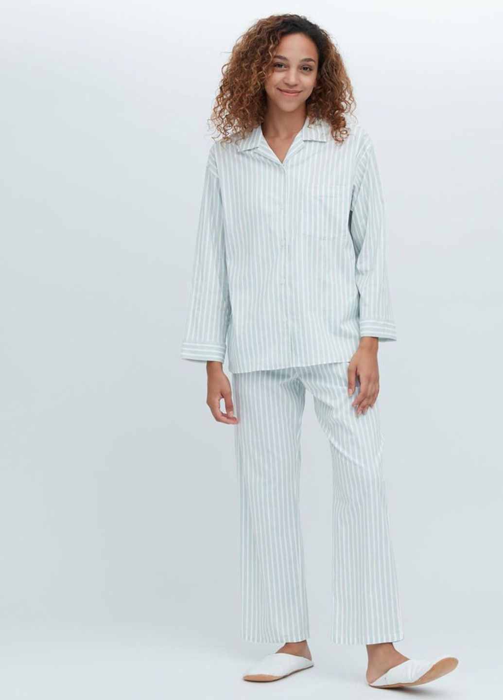 Оливковая всесезон пижама (рубашка, брюки) рубашка + брюки Uniqlo