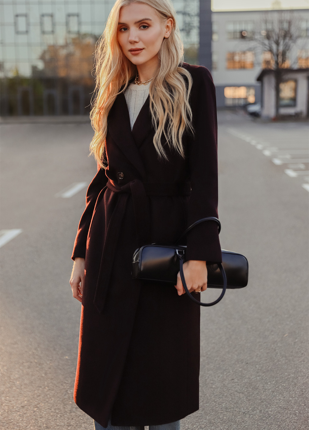 Темно-коричневе зимнє Пальто двобортне Florens