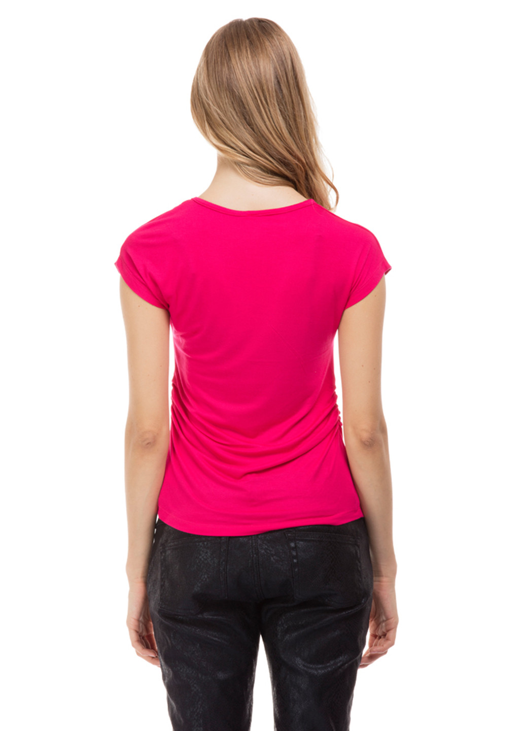 Темно-розовая летняя футболка Яavin
