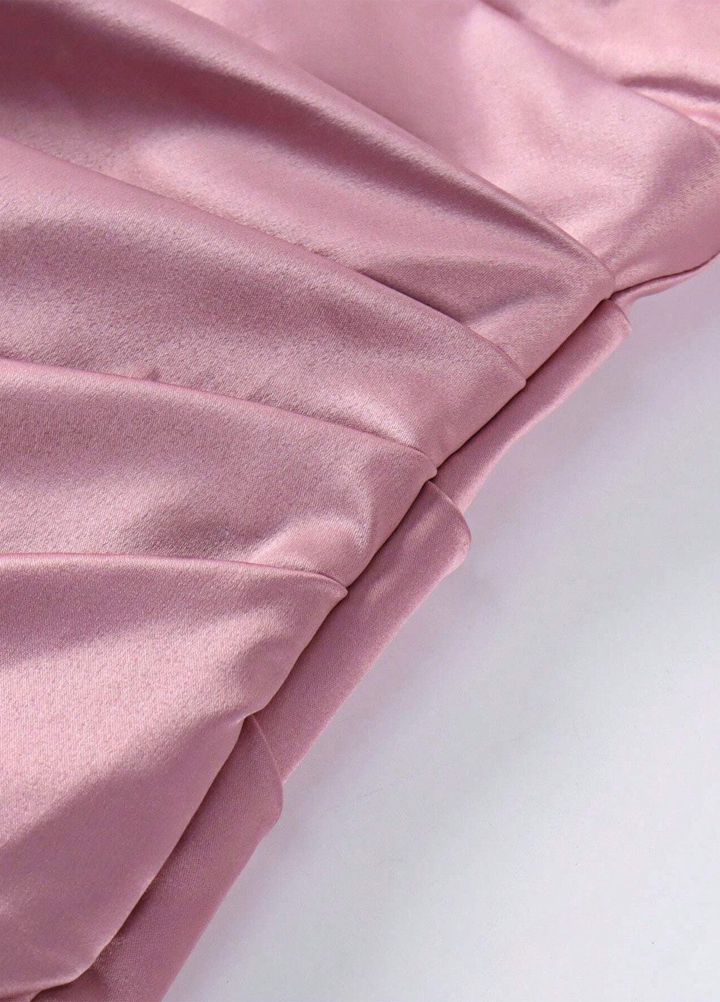 Світло-рожева коктейльна сукня на запах SHEIN однотонна