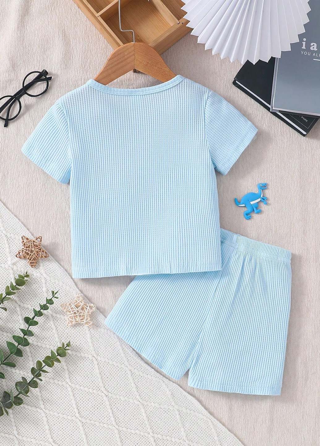 Блакитна всесезон піжама (футболка, шорти) футболка + шорти SHEIN
