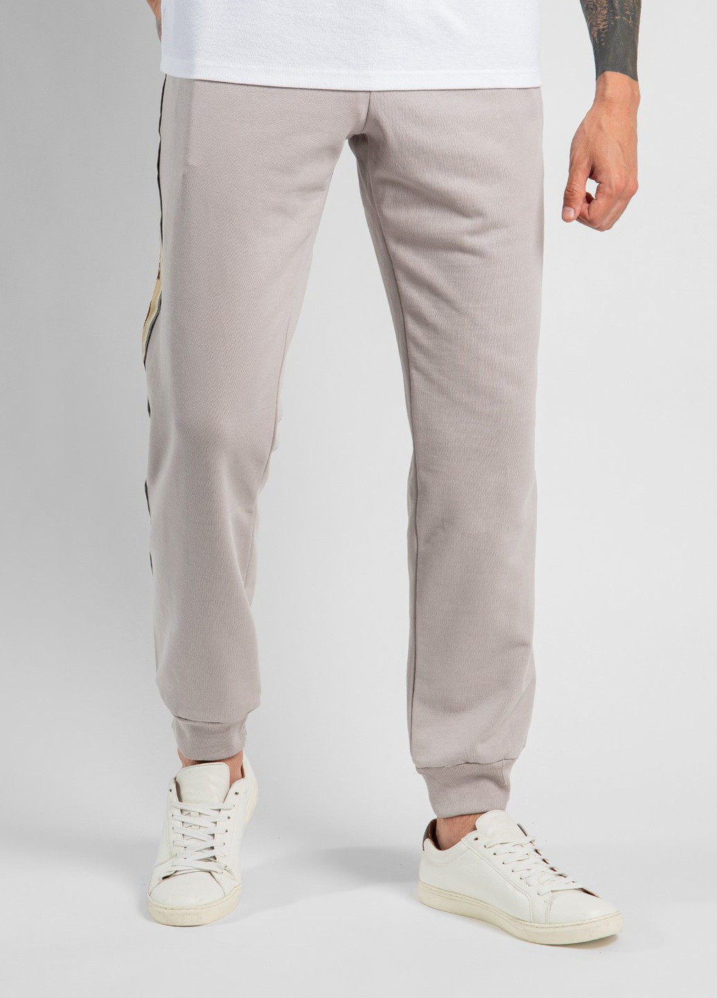 Сірий спортивний штани з брендованими лампасами Gucci (251250179)