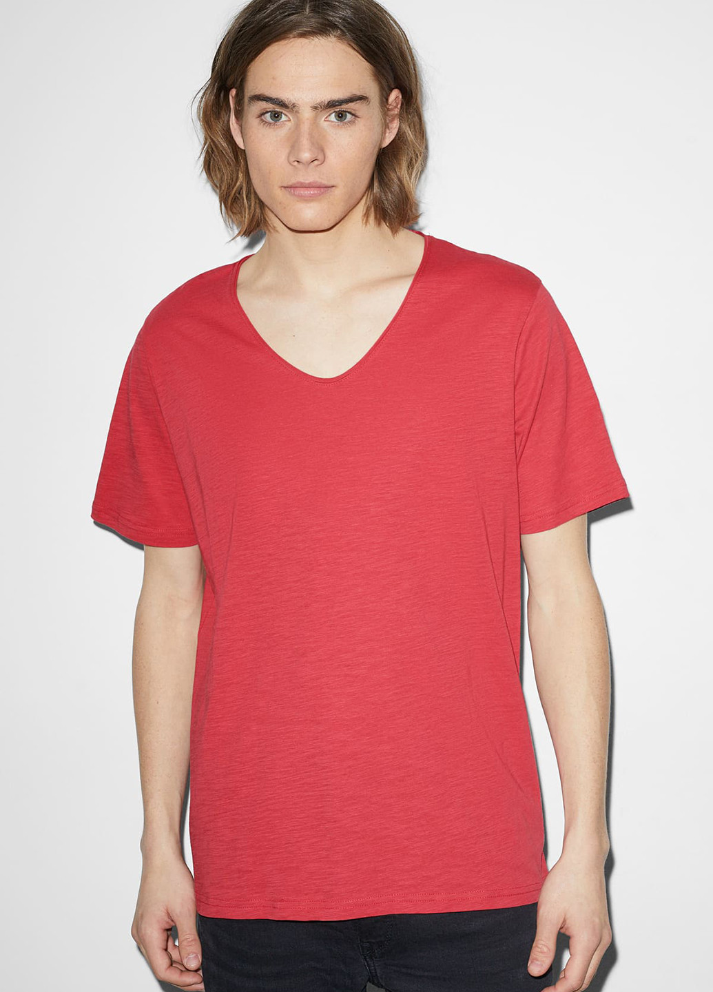 Красная футболка C&A