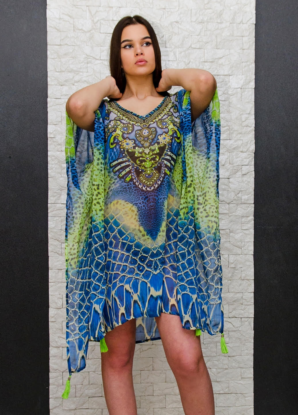 Платье-туника Indira абстрактная комбинированная пляжная шифон