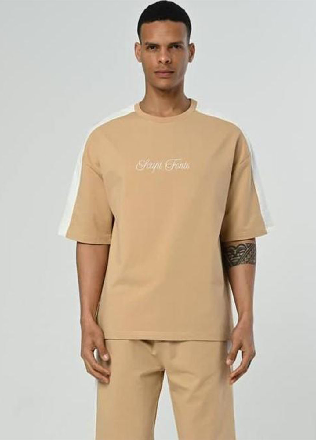 Пісочний літній костюм (футболка, шорти) з шортами No Brand