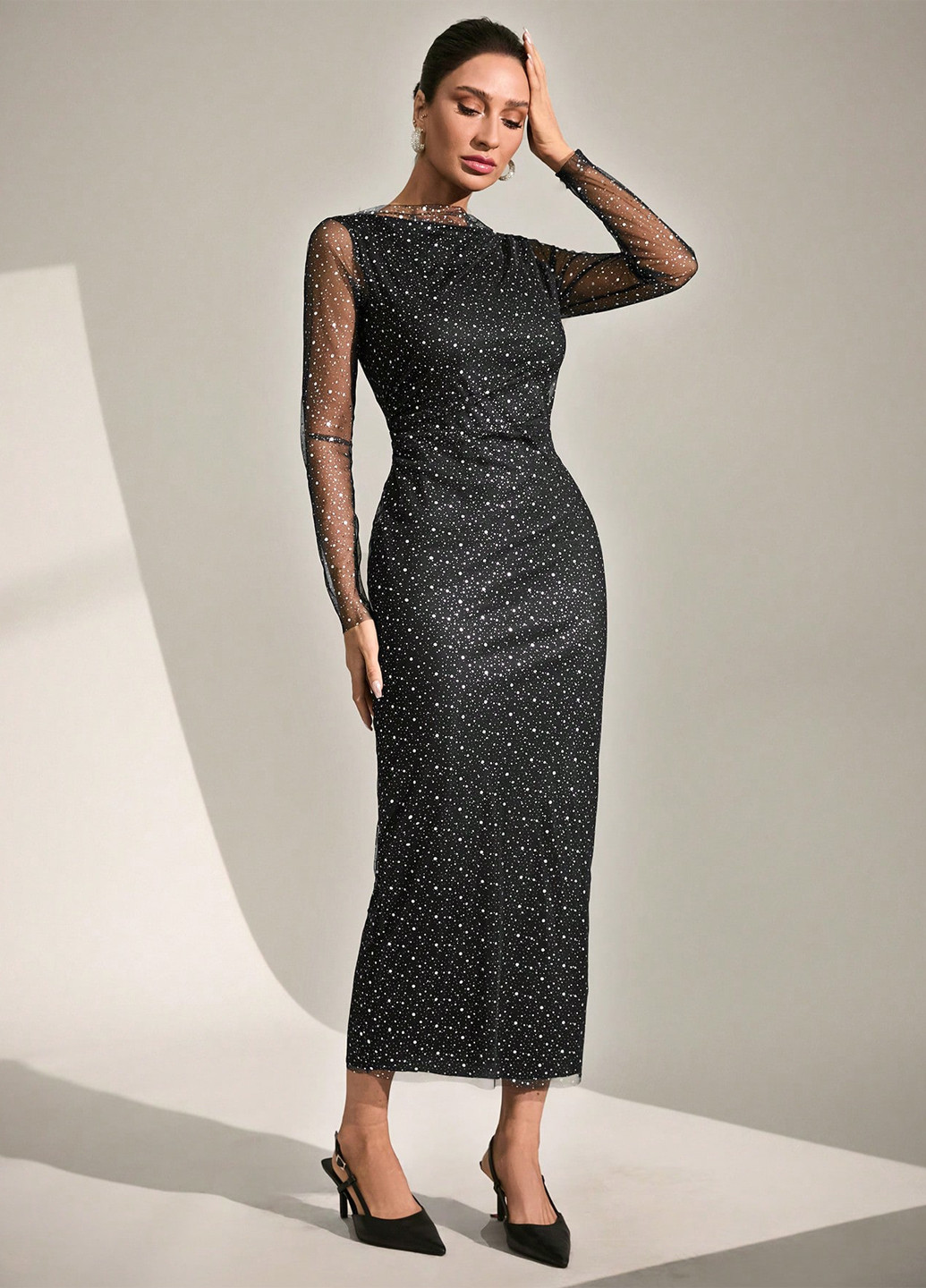 Черное вечернее платье силуэтная SHEIN в горошек