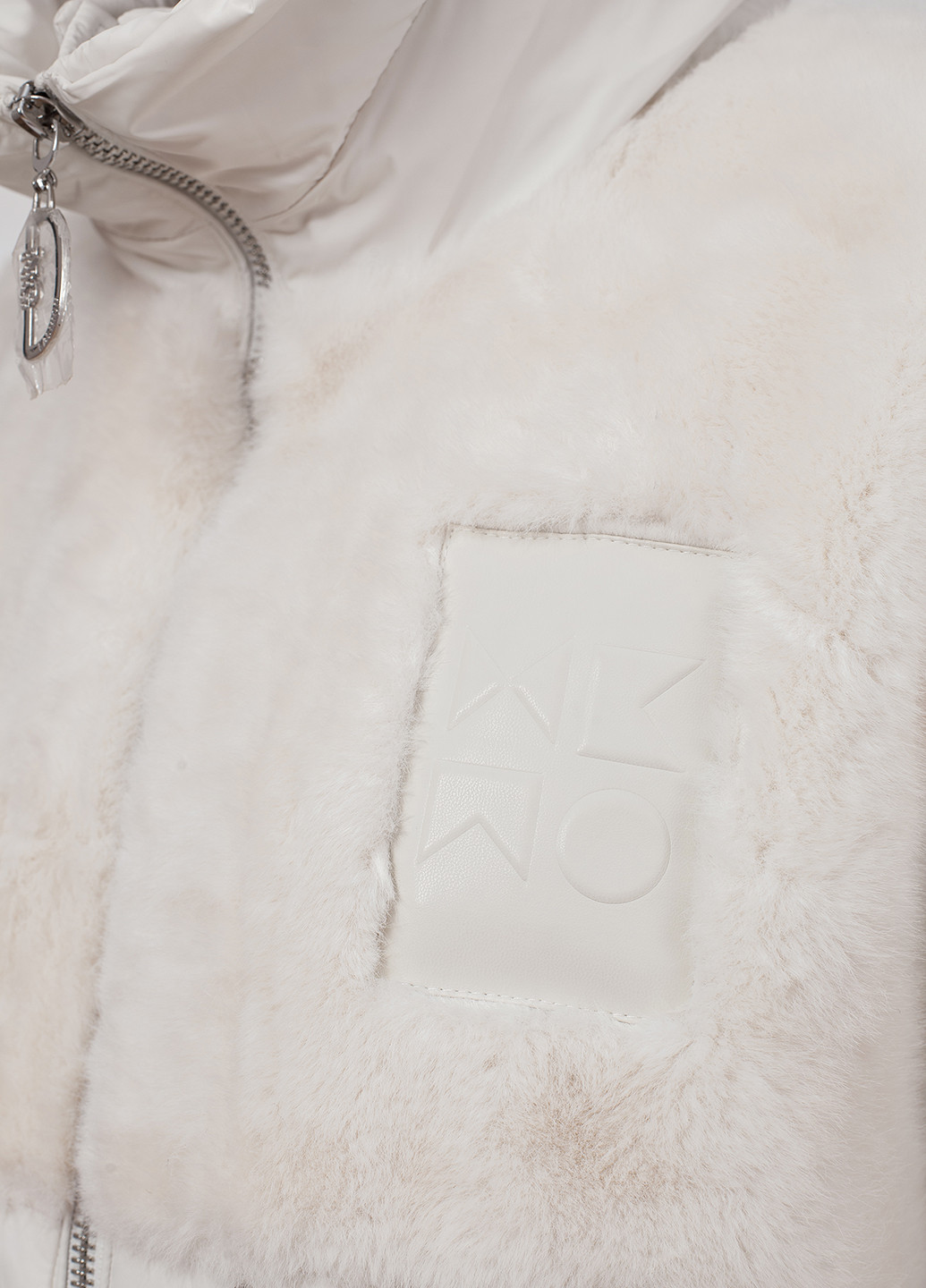 Молочная зимняя куртка куртка-пальто Visdeer