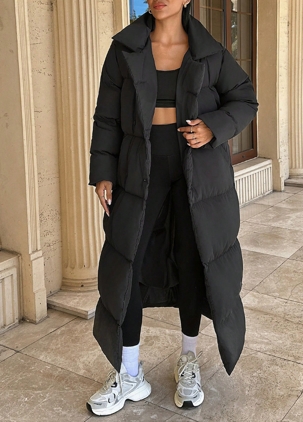 Чорна зимня куртка SHEIN