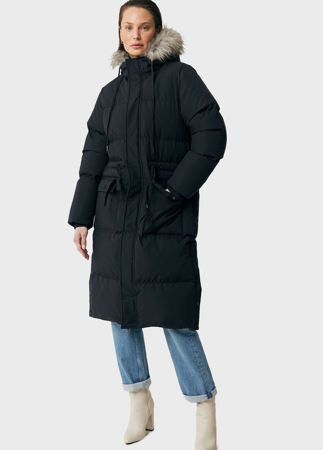 Черная зимняя куртка Mexx