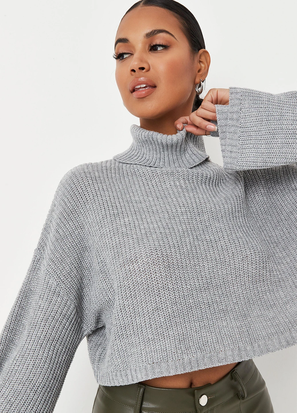 Серый зимний свитер Missguided