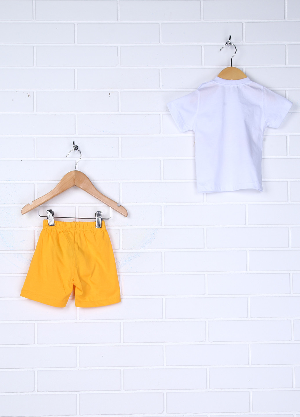 Желтый летний комплект (футболка, шорты) Pattic