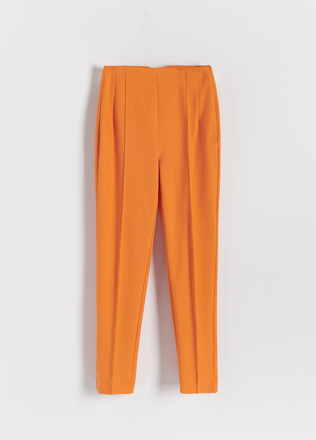 Оранжевые кэжуал демисезонные зауженные брюки Reserved