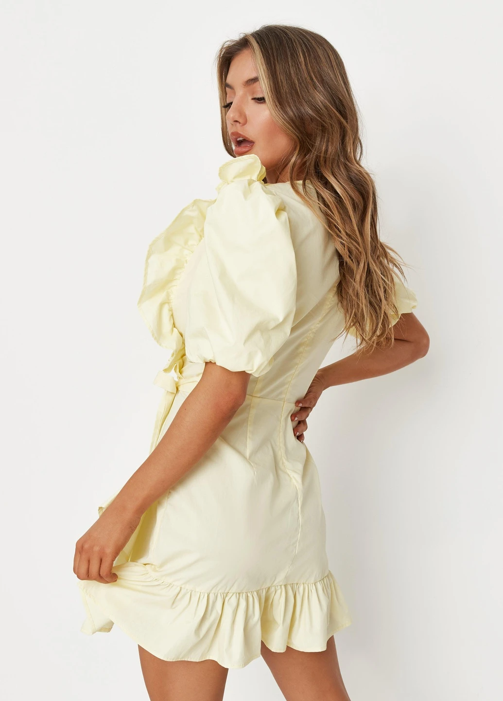 Желтое кэжуал платье Missguided однотонное