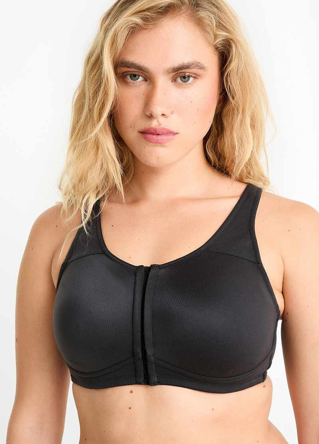 Чорний мінімайзер бюстгальтер C&A без кісточок нейлон