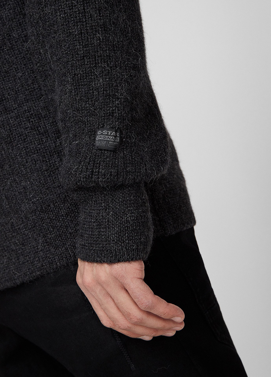 Чорний зимовий светр G-Star Raw