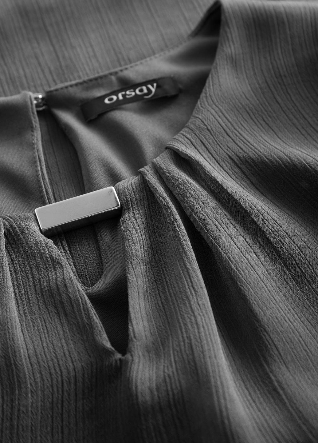 Серая демисезонная блуза с длинным рукавом Orsay