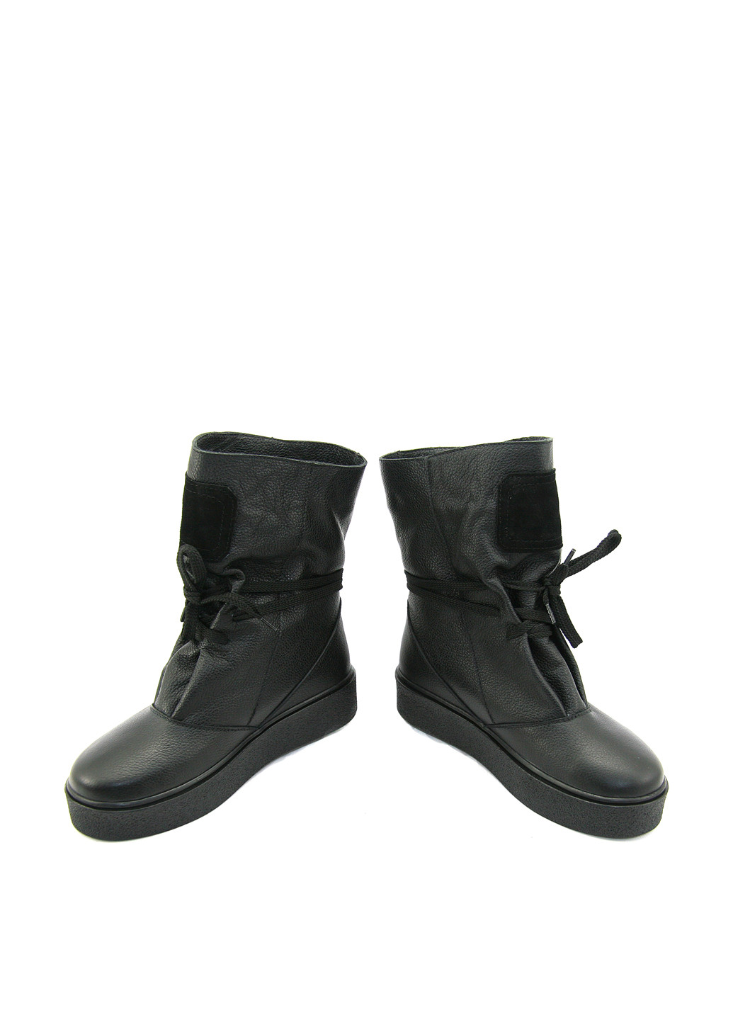 Черные зимние полусапоги Mila