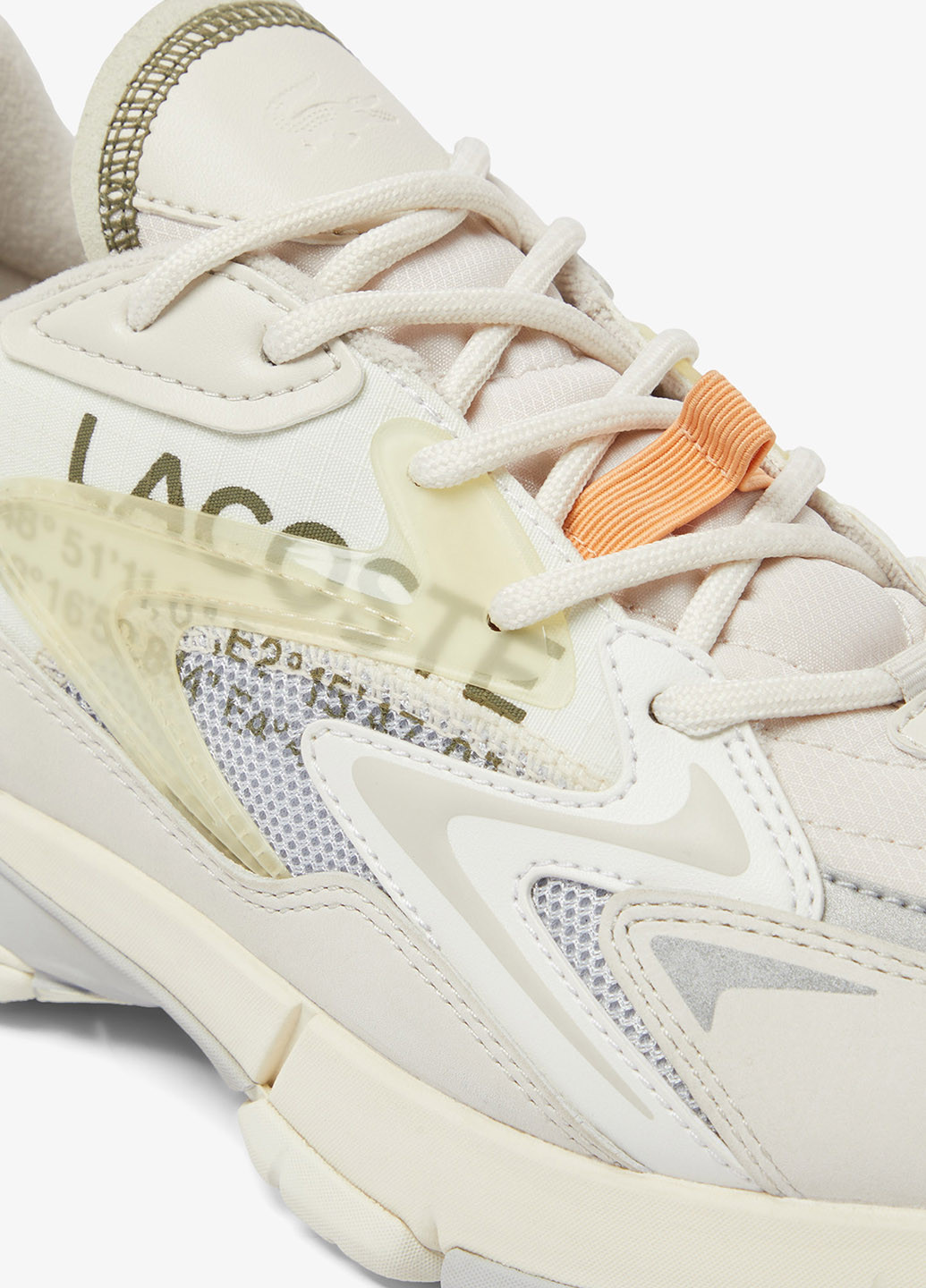 Белые демисезонные кроссовки Lacoste L003 Neo Tech