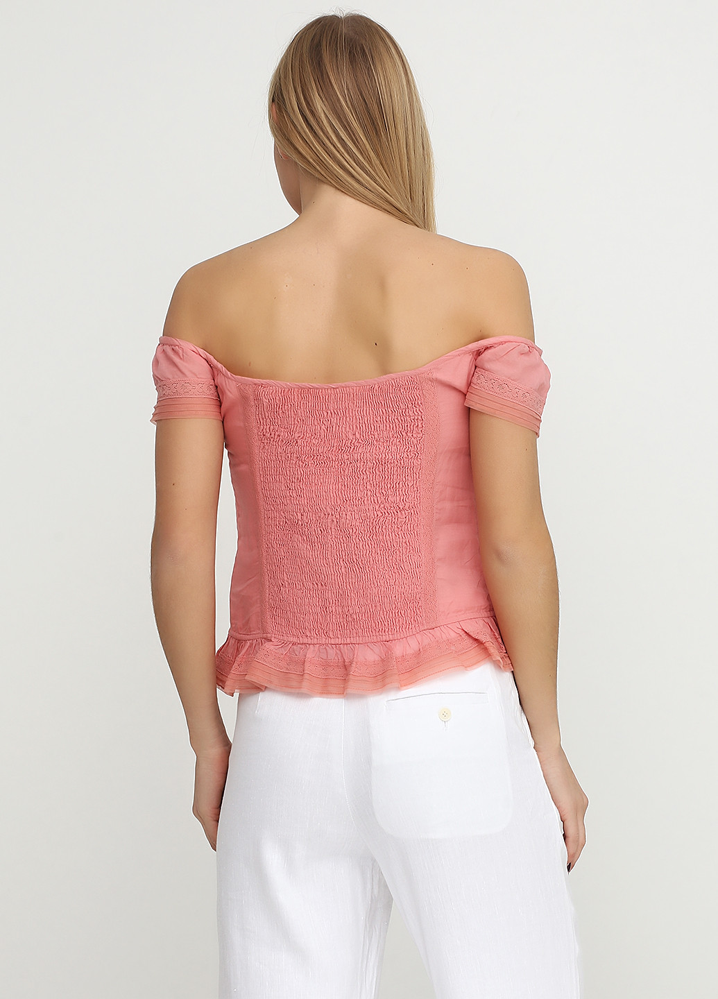 Светло-розовая летняя блуза Guess