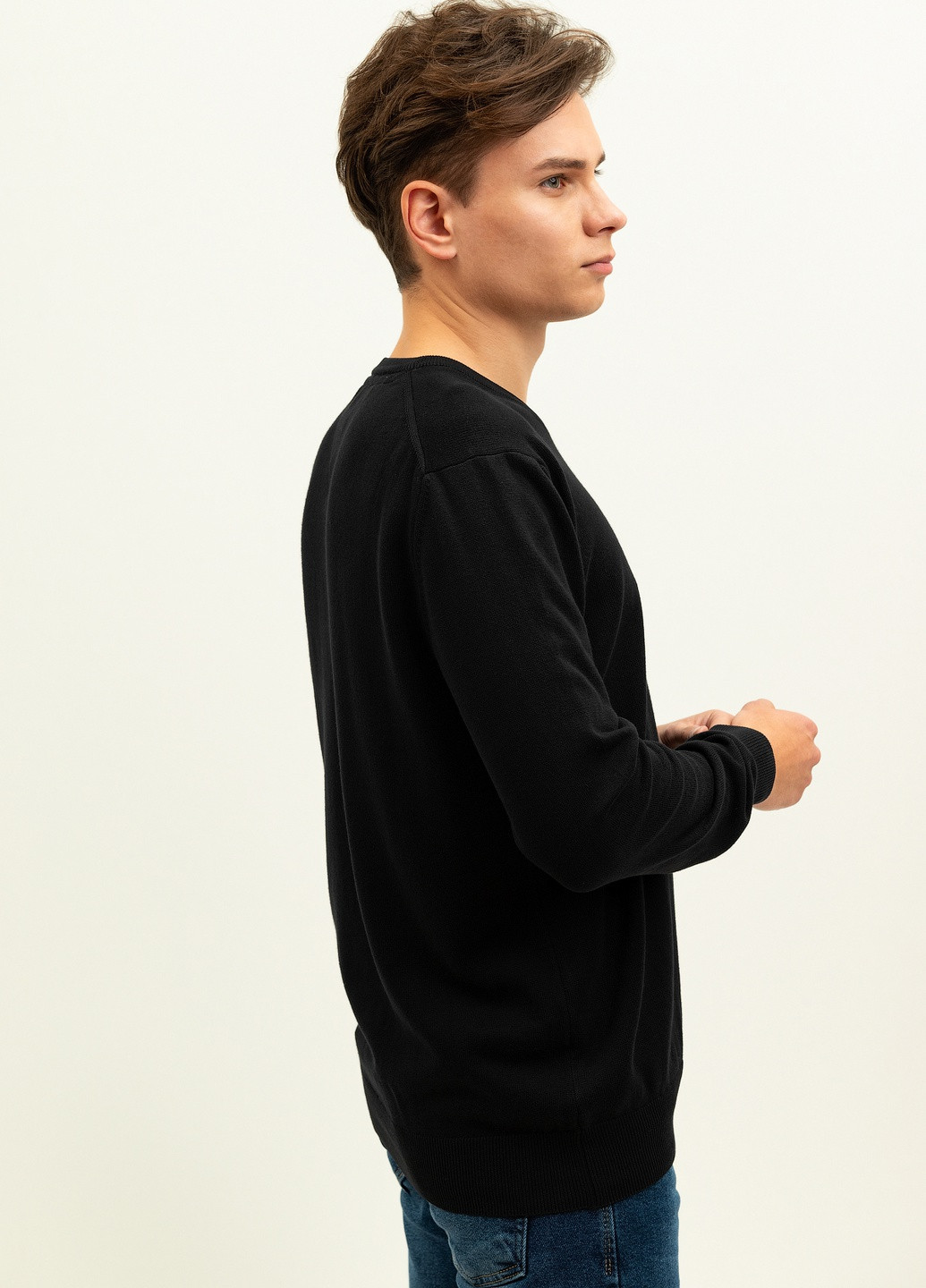 Чорний демісезонний пуловер пуловер CLUB JU
