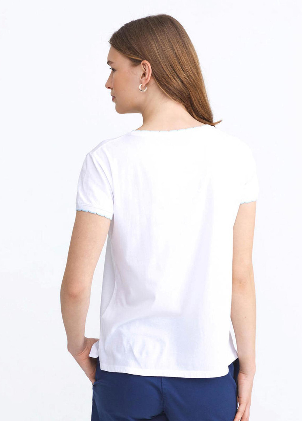 Белая летняя футболка Xint