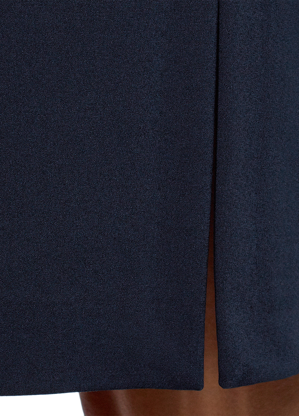 Темно-синяя офисная однотонная юбка Oodji миди