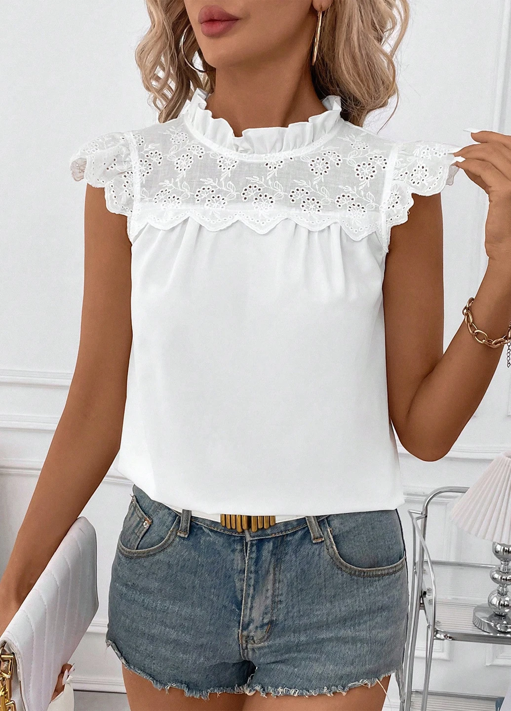 Біла блуза SHEIN