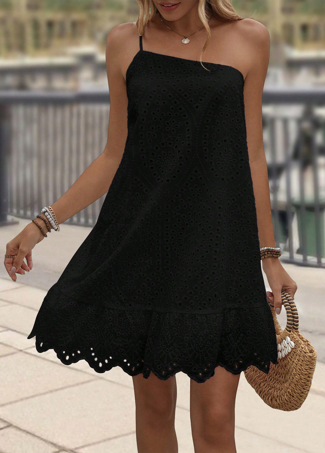 Чорна кежуал сукня з спідницею-сонце, на одне плече, а-силует SHEIN однотонна