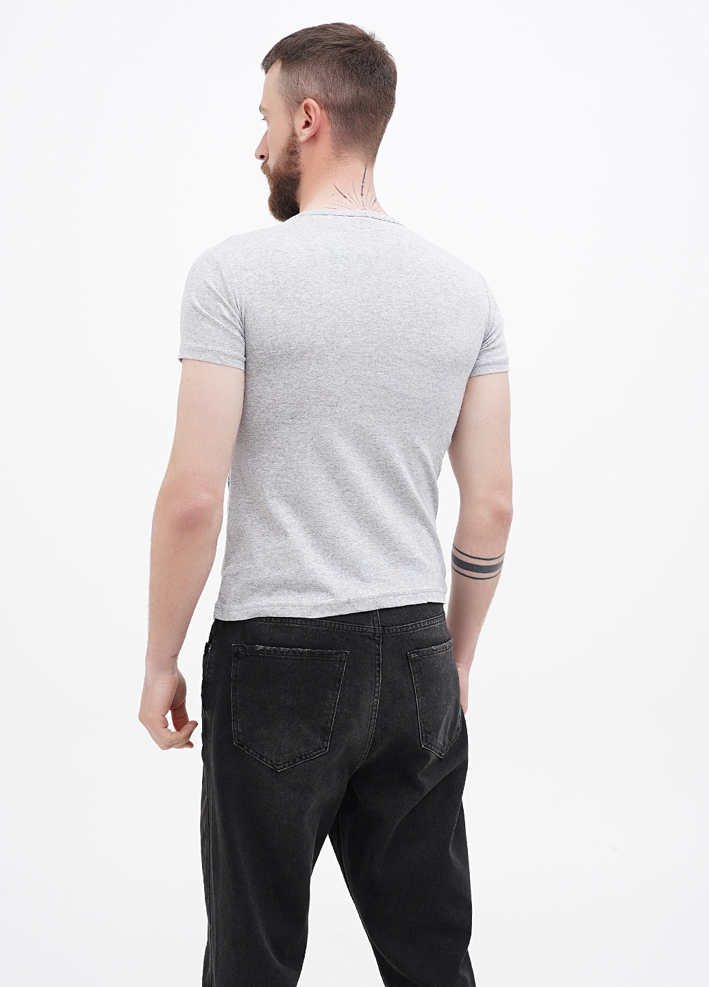 Серая футболка White Paradise