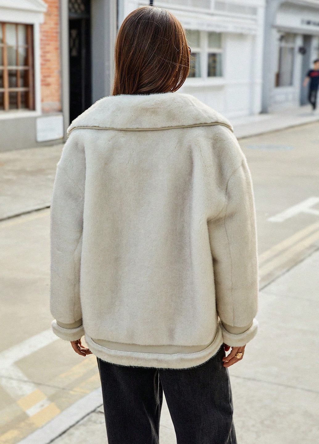 Светло-бежевая зимняя куртка SHEIN