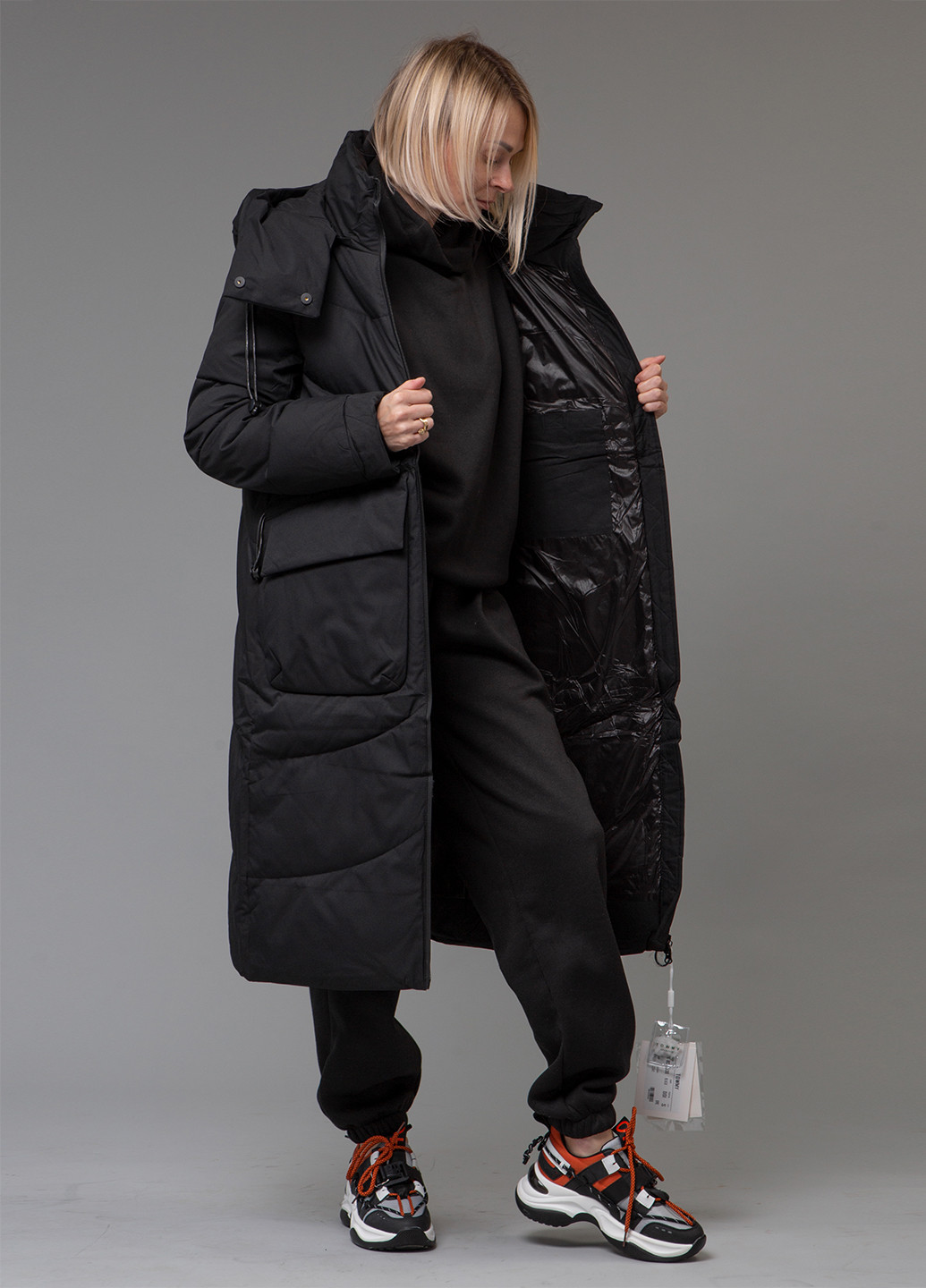 Черный зимний Пуховик Towmy